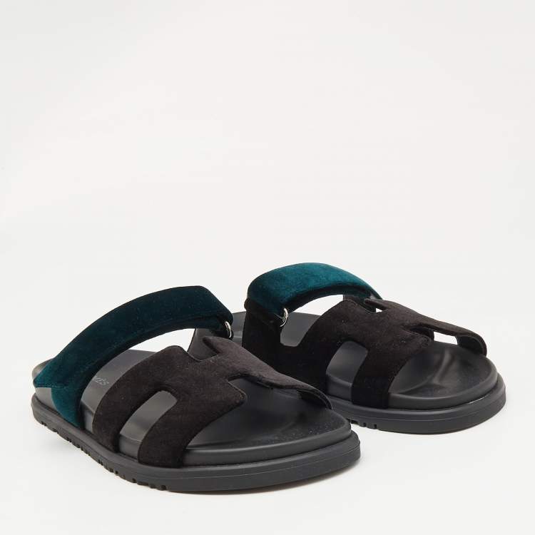 Pre Owned Hermes Black/Green Velvet Chypre Sandals Size 37