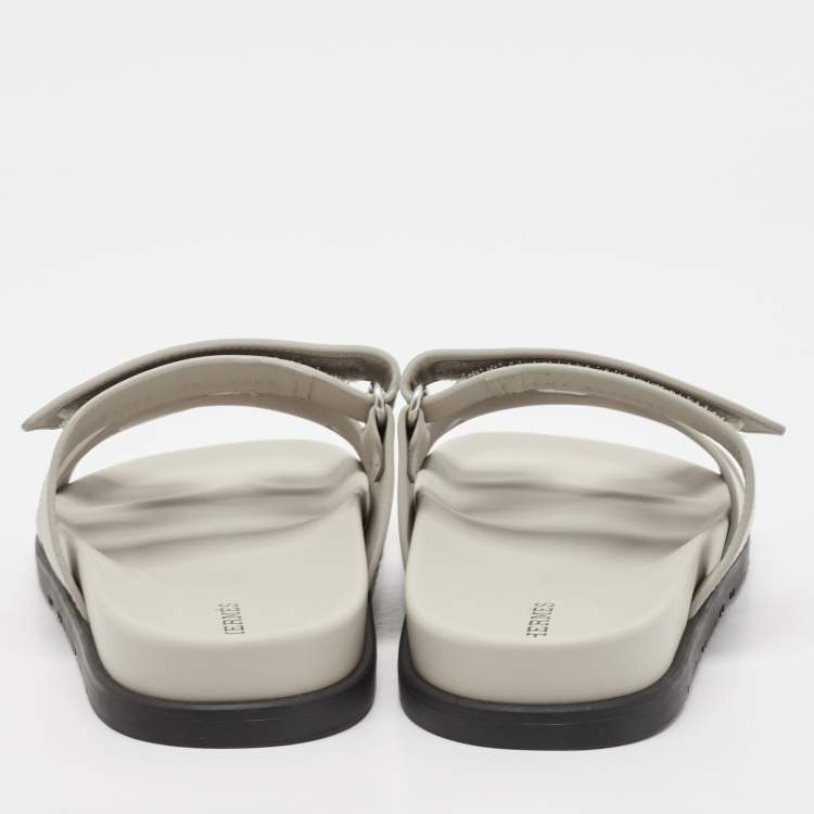 Pre Owned Hermes Grey Leather Chypre Sandals Size 40