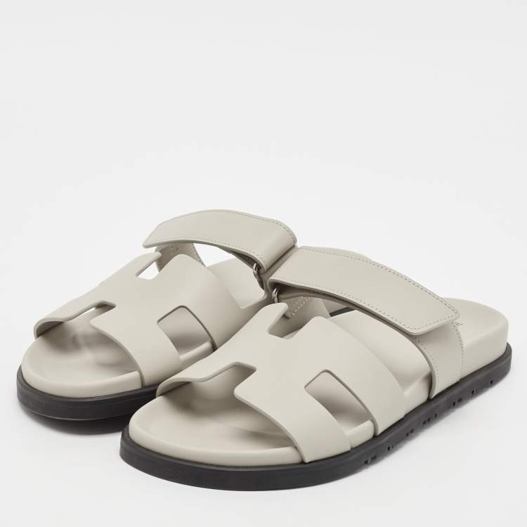 Pre Owned Hermes Grey Leather Chypre Sandals Size 40