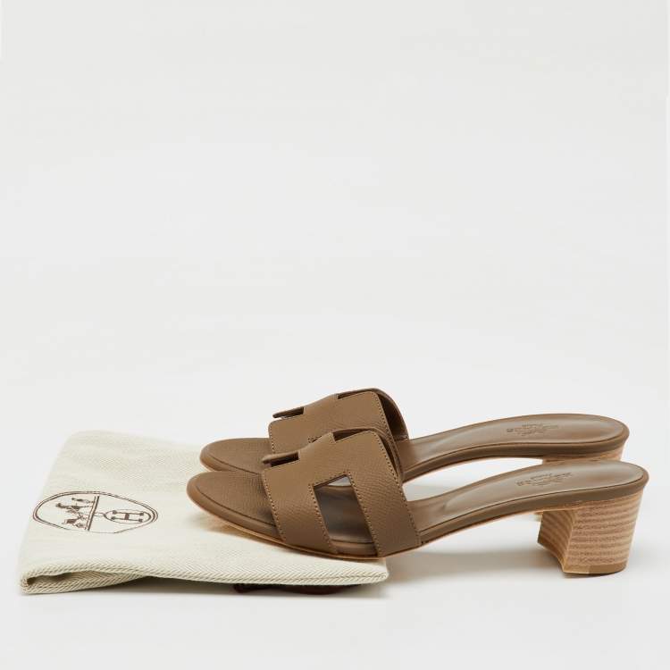 Pre Owned Hermes Brown Leather Oasis Slide Sandals Size 38