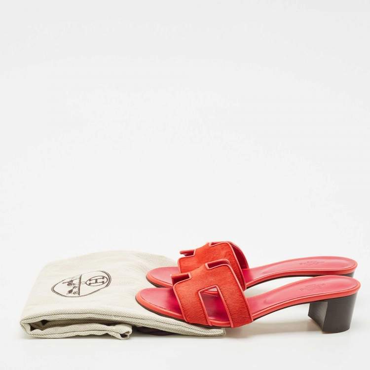 مملوكة مسبقًا Hermes Red Calf Hair and Leather Oasis Slide Sandals Size 39