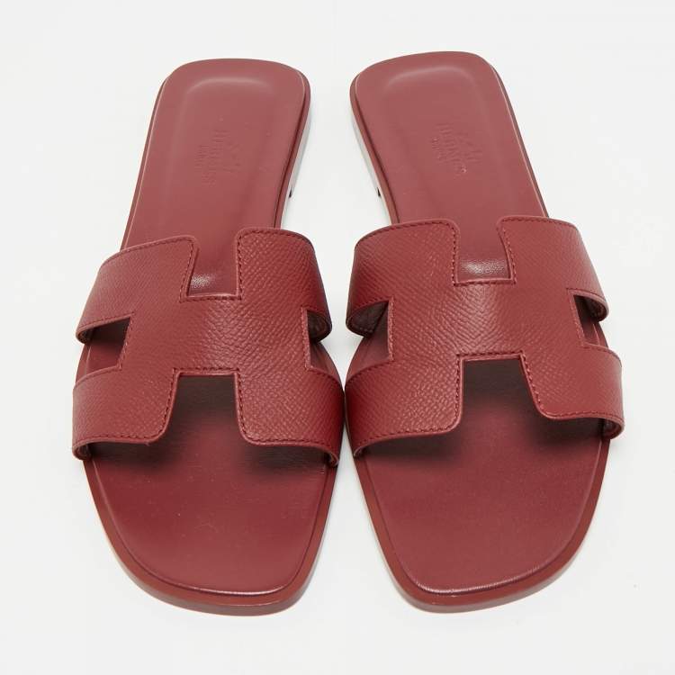 Pre Owned Hermès Burgundy Leather Oran Flat Slides Size 39