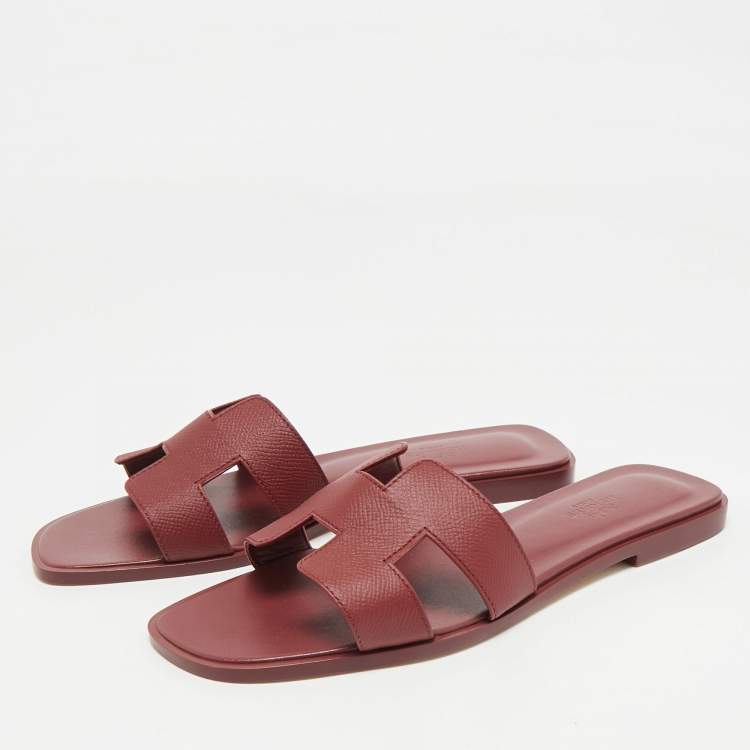 Pre Owned Hermès Burgundy Leather Oran Flat Slides Size 39
