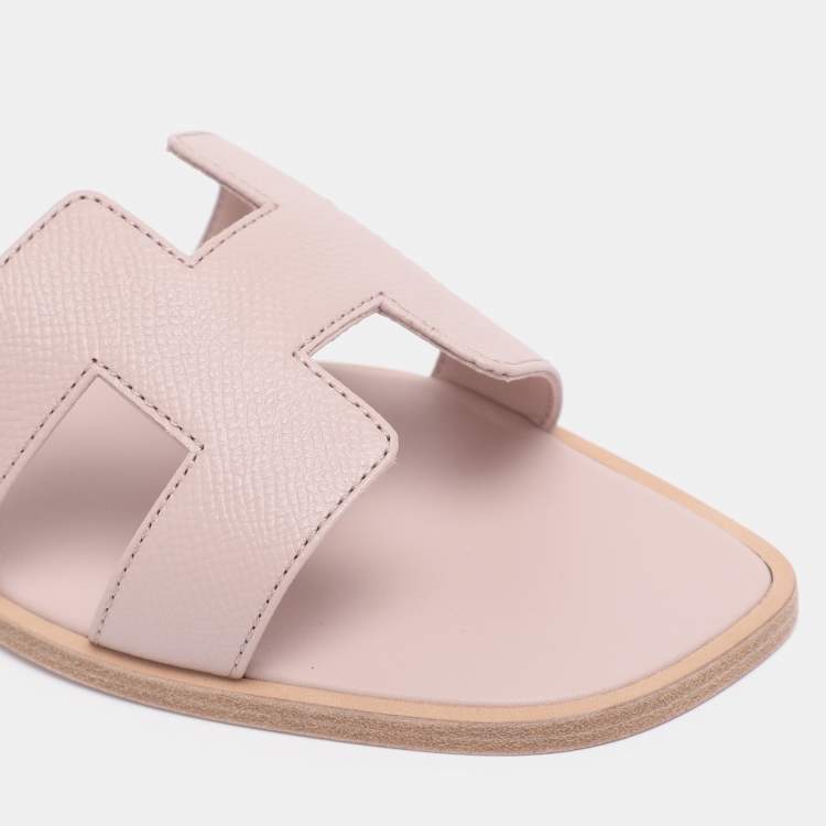 مملوكة مسبقًا Hermès Pink Leather Oran Flats Slides Size 38