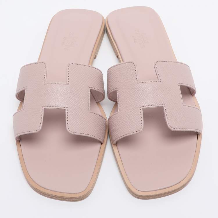 مملوكة مسبقًا Hermès Pink Leather Oran Flats Slides Size 38