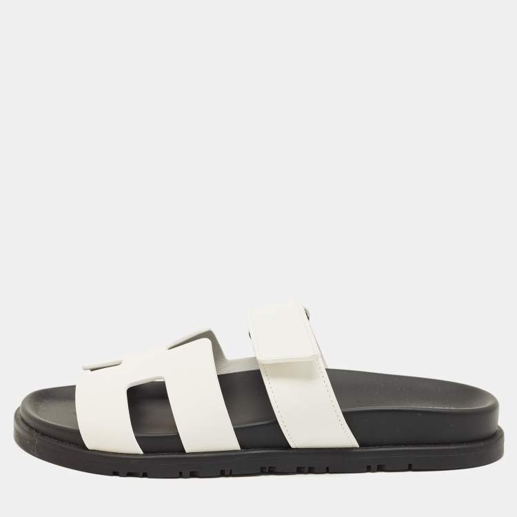 Pre Owned Hermès White Leather Chypre Flat Slides Size 38.5