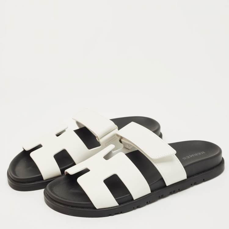 Pre Owned Hermès White Leather Chypre Flat Slides Size 38.5