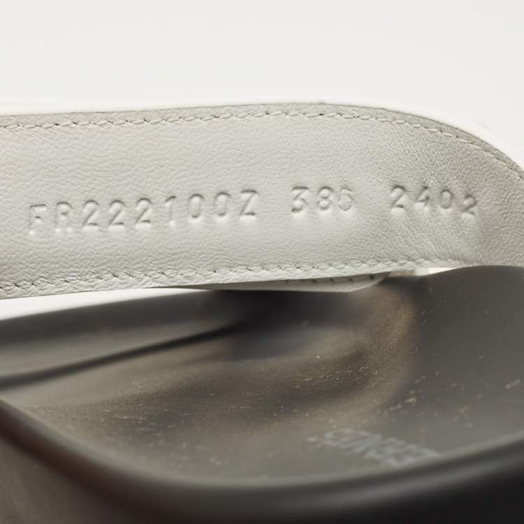 Pre Owned Hermès White Leather Chypre Flat Slides Size 38.5