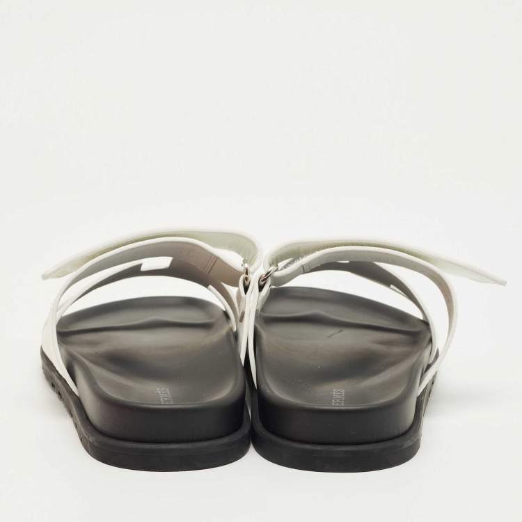 Pre Owned Hermes White/Black Leather Chypre Flat Slides Size 40