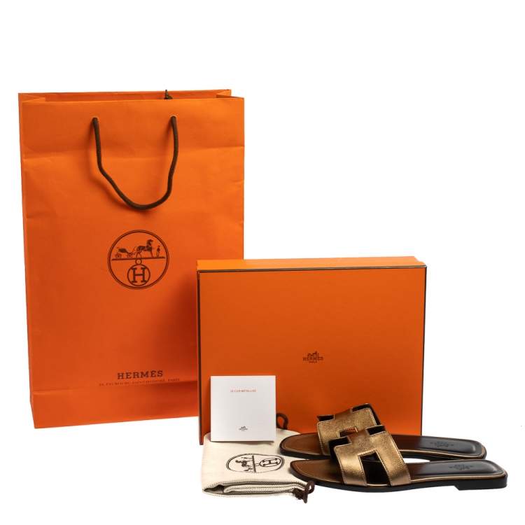 Pre Owned Hermes Gold Leather Oran Flats Size 39
