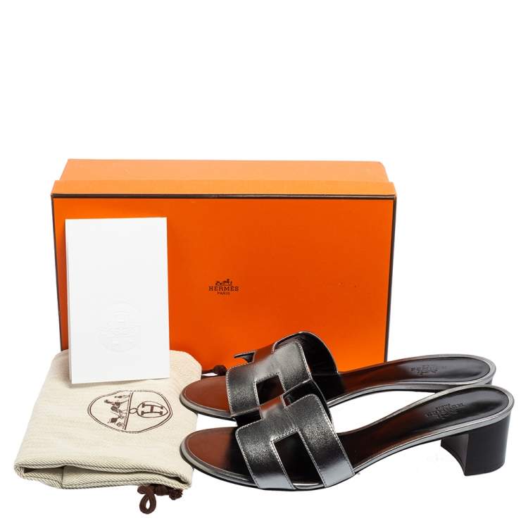 Pre Owned Hermés Metallic Grey Leather Oasis Slide Sandals Size 40