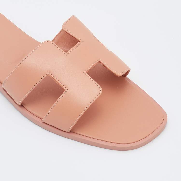 Pre Owned Hermes Peach Leather Oran Flat Slide Sandals Size 38