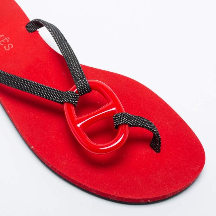 Pre Owned Hermes Red/Black Canvas Chene Dunkle Thong Flats Size 39