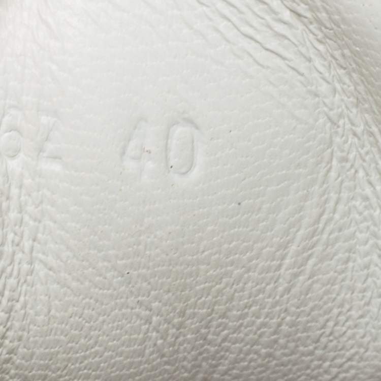 Pre Owned Hermes Silver Leather Avantage Low Top Sneakers Size 40