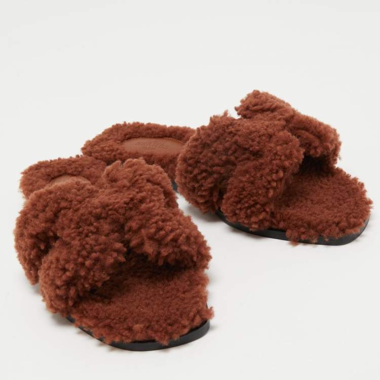 Pre Owned Hermès Brown Shearling Fur Oran Flat Slides Size 36
