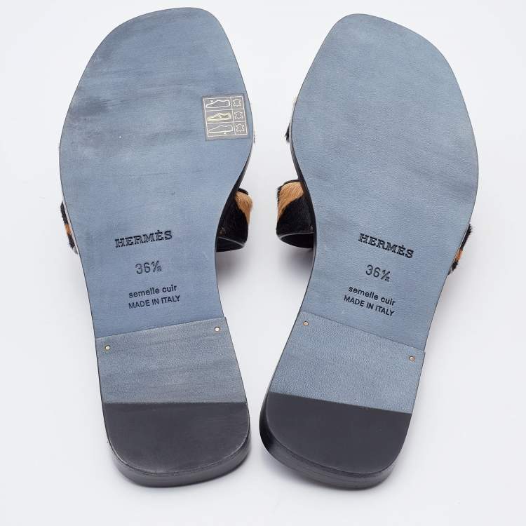 Pre Owned Hermes Black/Beige Calf Hair Oran Flat Slides Size 36.5