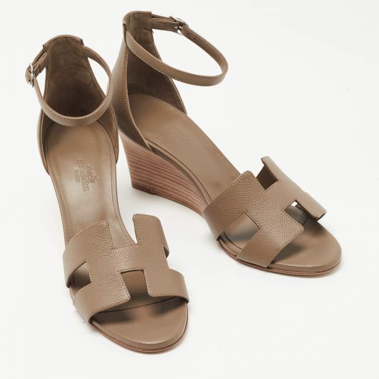 Pre Owned Hermes Brown Leather Legend Wedge Sandals Size 37