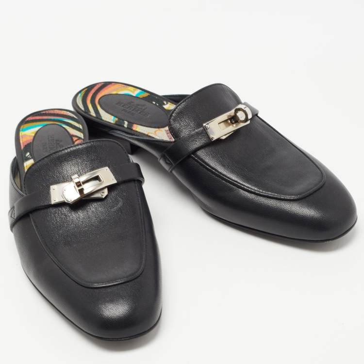 Pre Owned Hermes Black Leather Oz Flat Mules Size 37