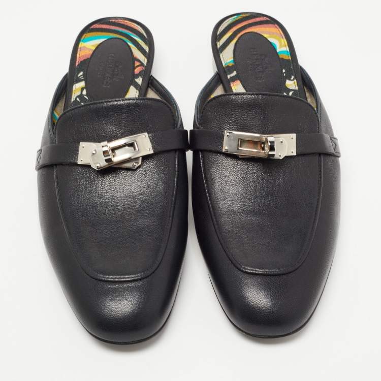 Pre Owned Hermes Black Leather Oz Flat Mules Size 37