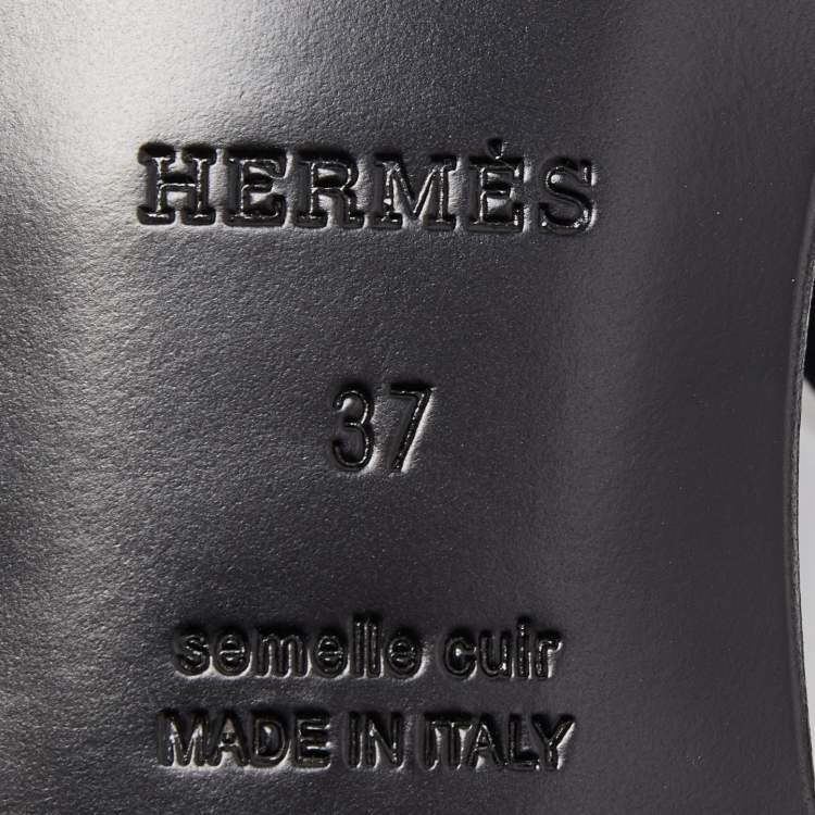 مملوكة مسبقًا Hermes Metallic Grey Laminated Suede Beach Flat Slides Size 37