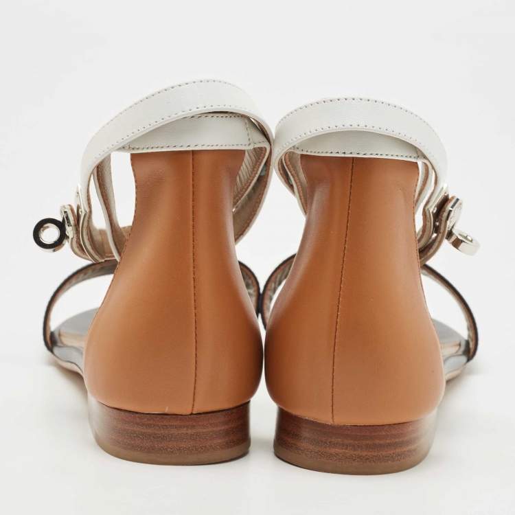 مملوكة مسبقًا Hermes Black/White Leather Baia Sandals Size 38