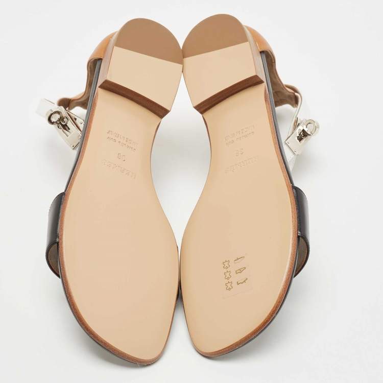 مملوكة مسبقًا Hermes Black/White Leather Baia Sandals Size 38