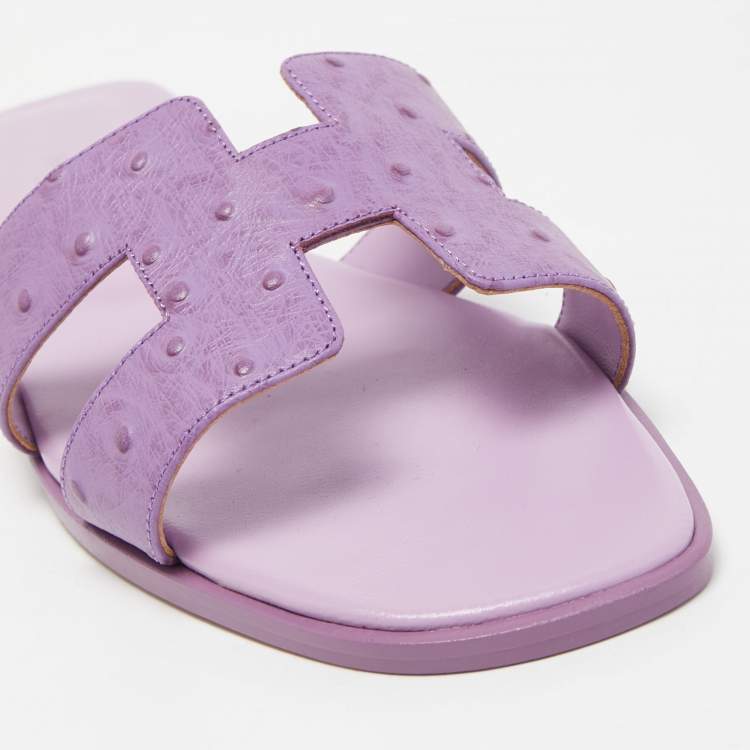 Pre Owned Hermes Lilac Ostrich Leather Oran Slide Flats Size 39