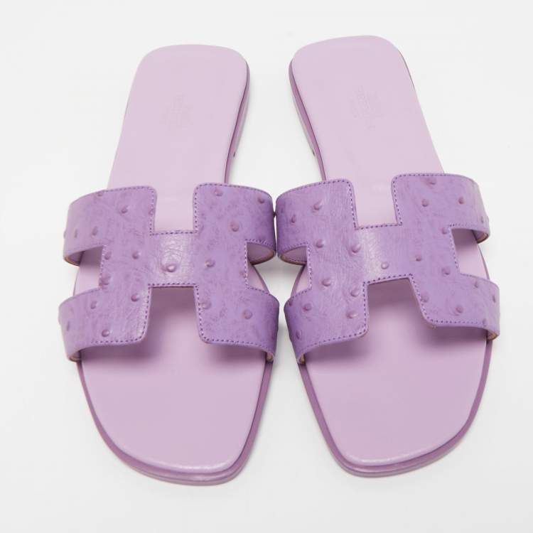 Pre Owned Hermes Lilac Ostrich Leather Oran Slide Flats Size 39