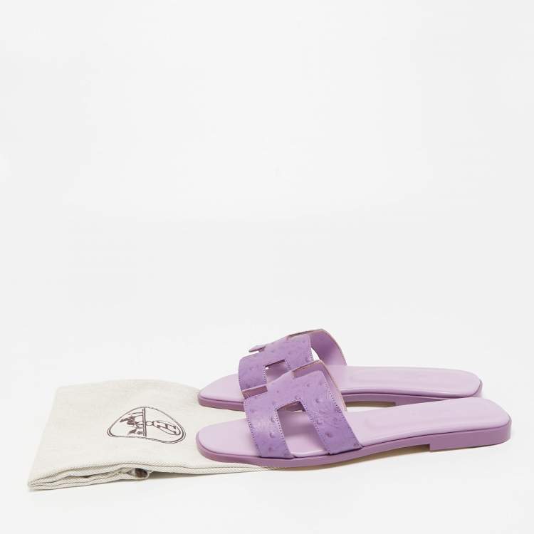 Pre Owned Hermes Lilac Ostrich Leather Oran Slide Flats Size 39