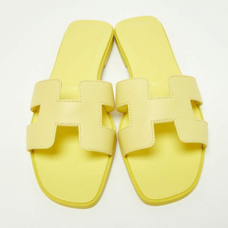 Pre Owned Hermes Yellow Textured Leather Oran Flats Size 38