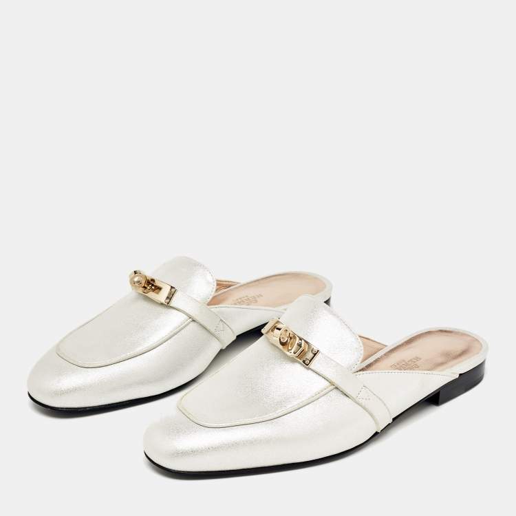 Pre Owned Hermes Silver Textured Suede Oz Flat Mules Size 36.5 