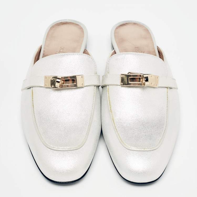 Pre Owned Hermes Silver Textured Suede Oz Flat Mules Size 36.5 