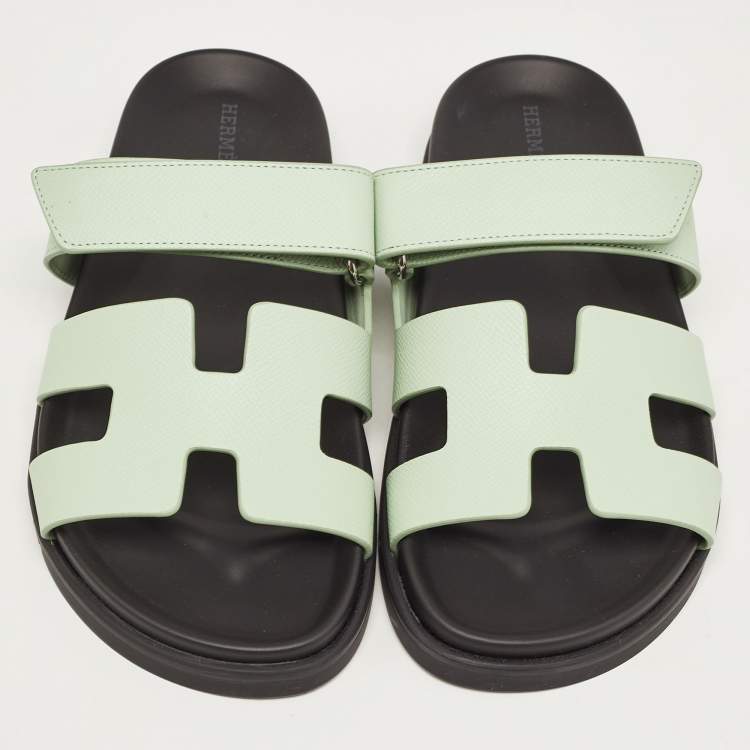 Pre Owned Hermes Mint Green Leather Chypre Sandals Size 39