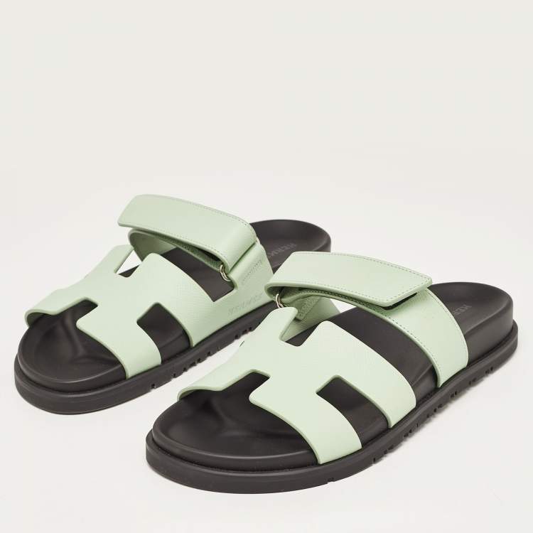 Pre Owned Hermes Mint Green Leather Chypre Sandals Size 39