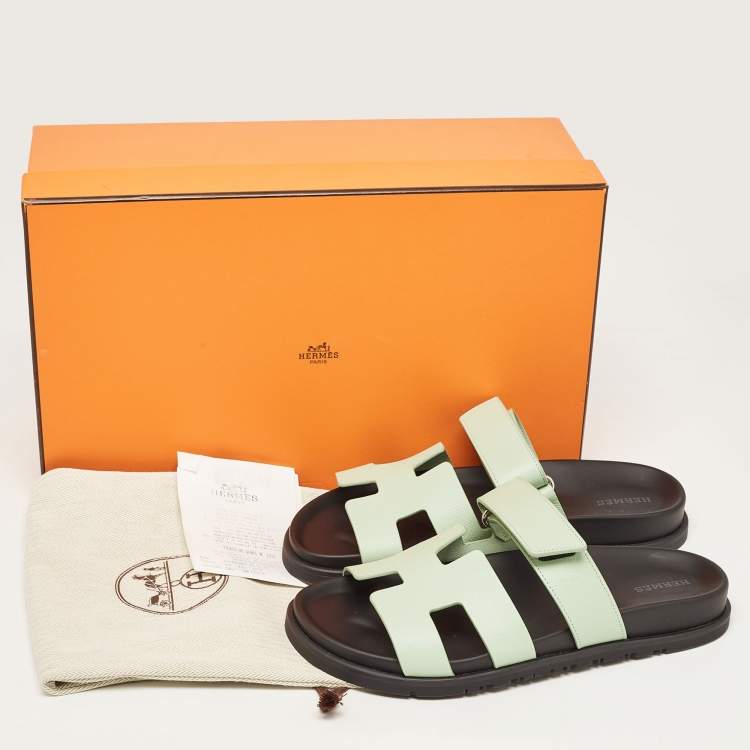 Pre Owned Hermes Mint Green Leather Chypre Sandals Size 39