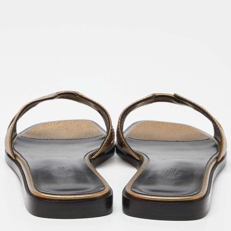 Pre Owned Hermès Gold Leather Oran Flat Slides Size 38