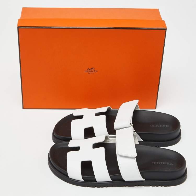 Pre Owned Hermes White/Black Leather Chypre Sandals Size 36