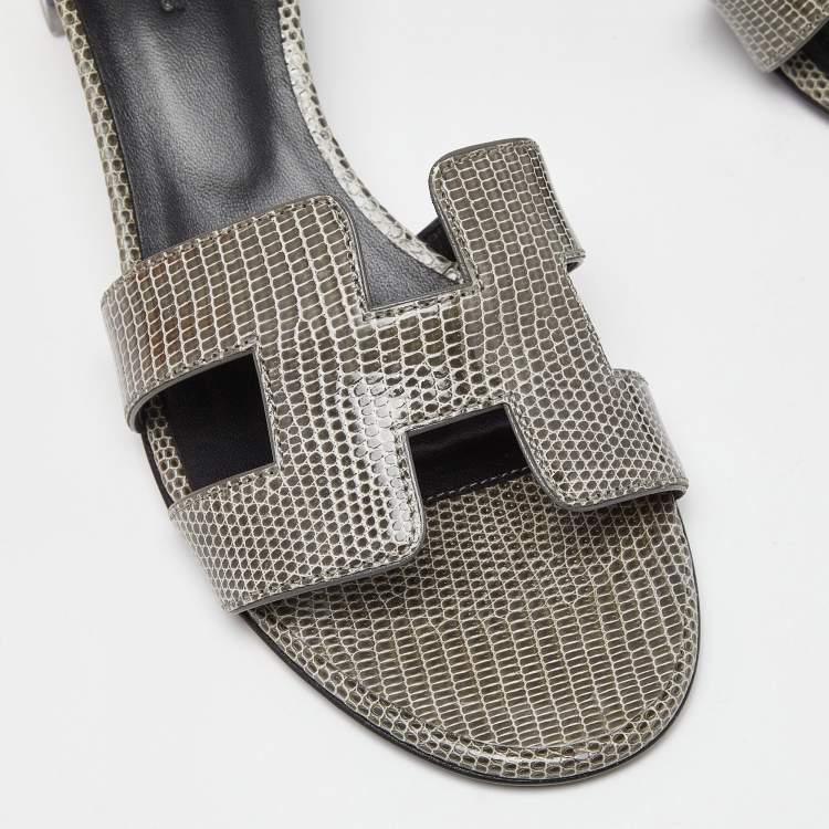 Pre Owned Hermes Green Lizard  Oasis  Sandals Size 38