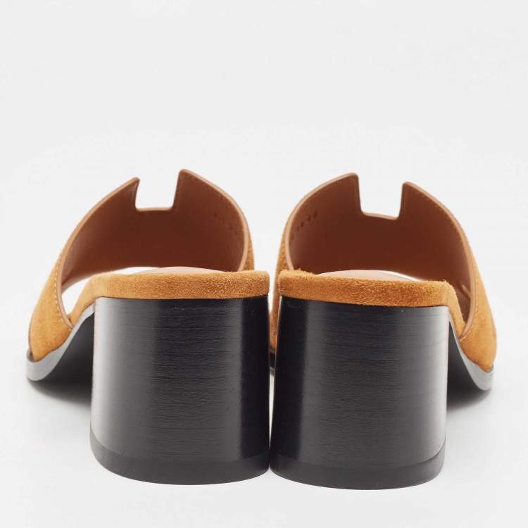 مملوكة مسبقًا Hermes Brown Suede Helia Slide Sandals Size 40
