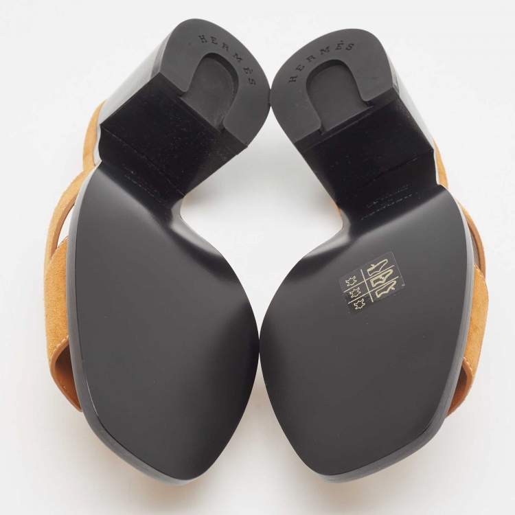 مملوكة مسبقًا Hermes Brown Suede Helia Slide Sandals Size 40