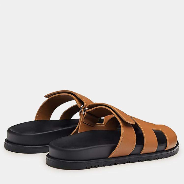 Pre Owned Hermes Naturel Rubber Chypre sandal 39.5