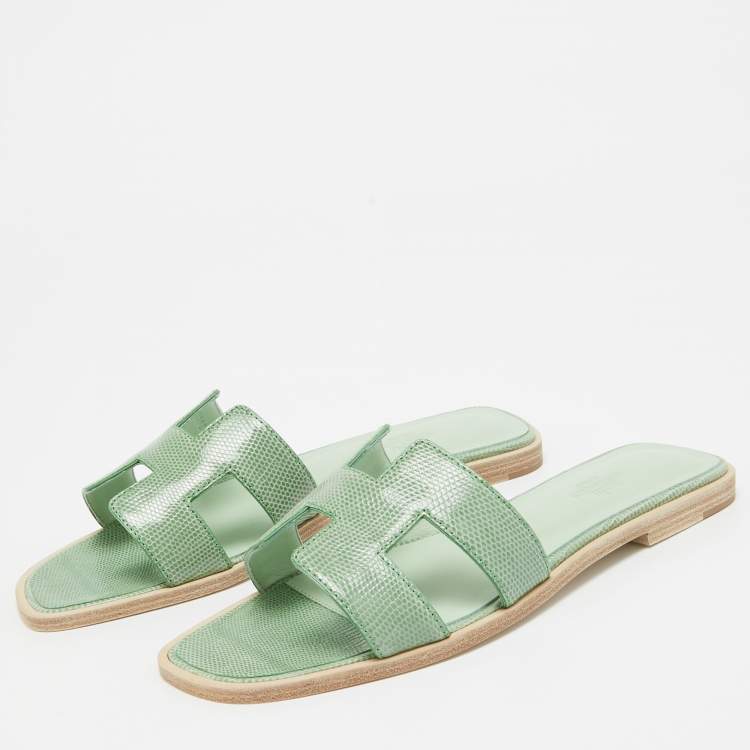 Pre Owned Hermès Green Lizard Oran Flat Slides Size 38