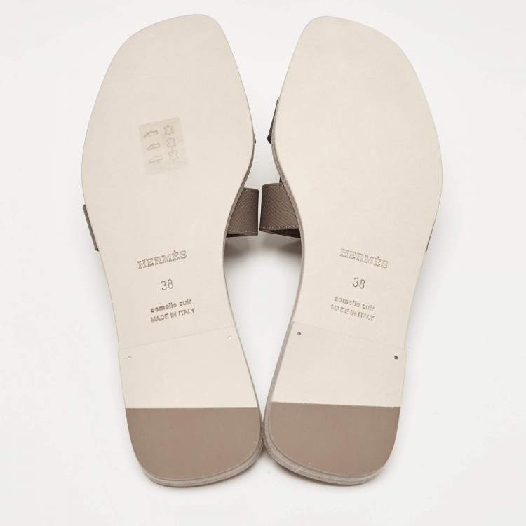 Pre Owned Hermès  Brown Leather Oran Flat Slides Size 38