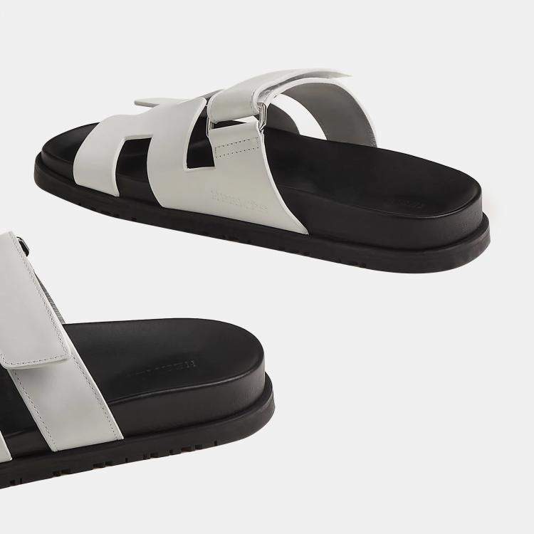 Pre Owned Hermes Black and white Rubber Chypre sandal