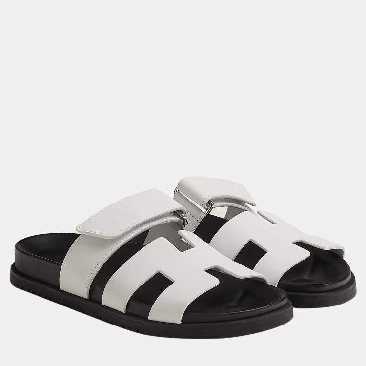 Pre Owned Hermes Black and white Rubber Chypre sandal