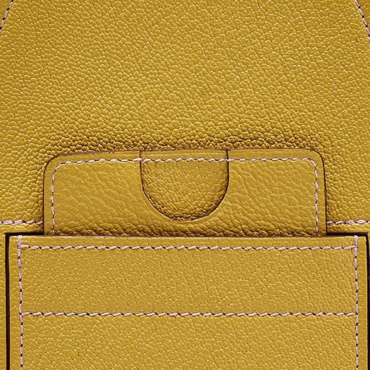 Pre Owned Hermes Lime Chevre Mysore Leather In-the-Loop Phone To Go GM Case