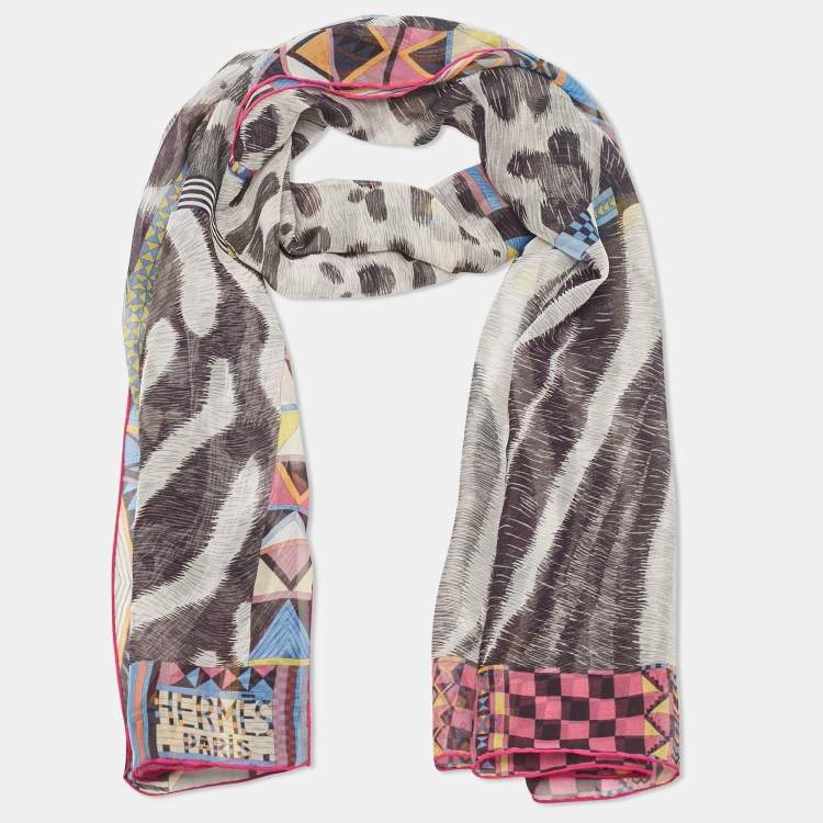 Pre Owned Hermès Grey Printed Silk Pelages et Camouflage Mousseline Stole