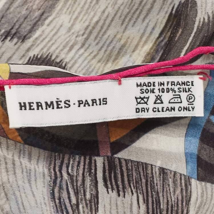 Pre Owned Hermès Grey Printed Silk Pelages et Camouflage Mousseline Stole