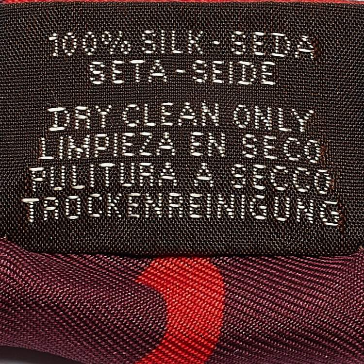 Pre Owned Hermès Red/Green Printed Silk Astrologie a Pois Twilly