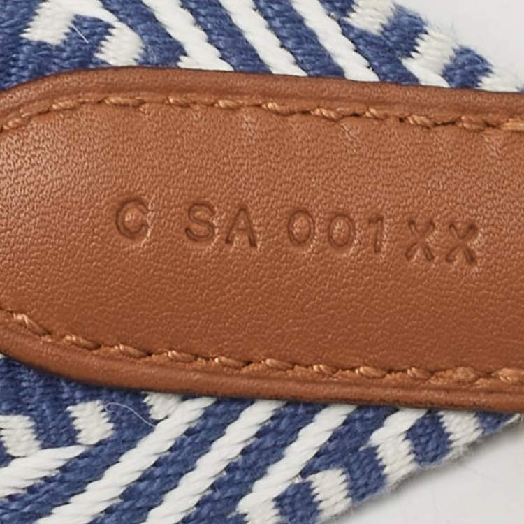 Pre Owned Hermes Ecru/Bleu Brighton/Gold Toile and Swift Leather Sangle Cavale Bag Strap